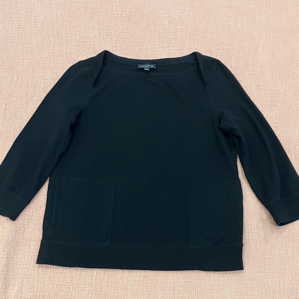 Lord & Taylor size small Petite 3/4 length sleeve Top with pockets